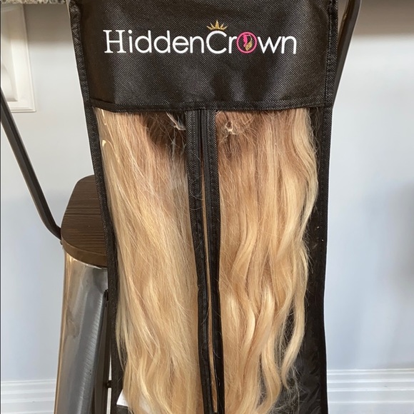 Hidden Crown hair extensions 22 inch layers
